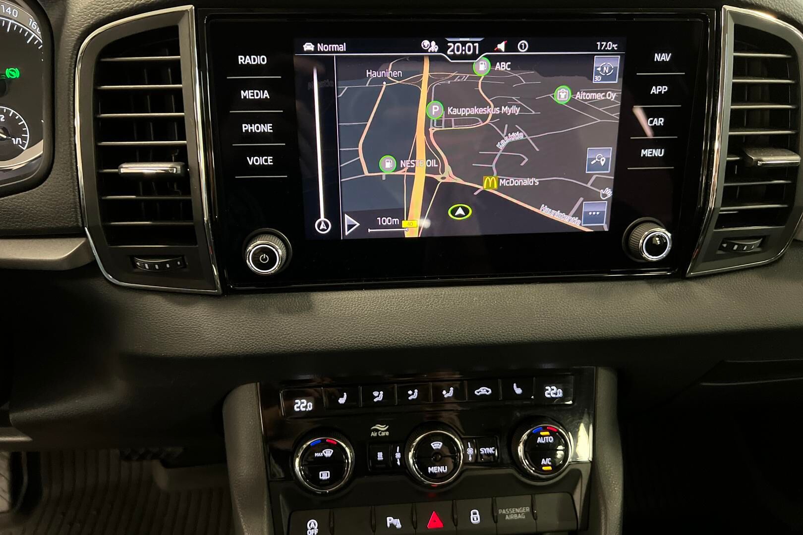 Skoda Karoq iso kuva 6