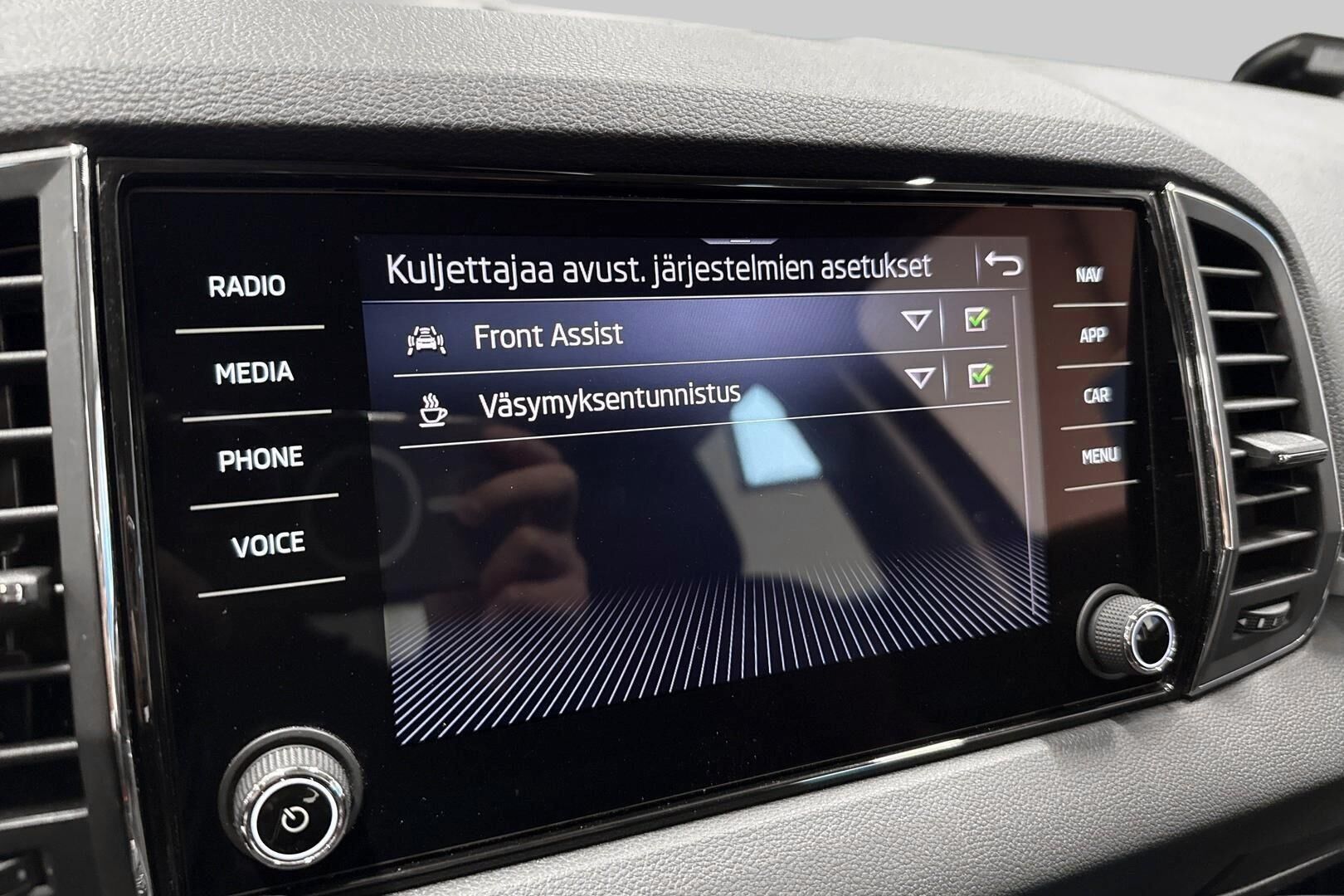 Skoda Karoq iso kuva 20