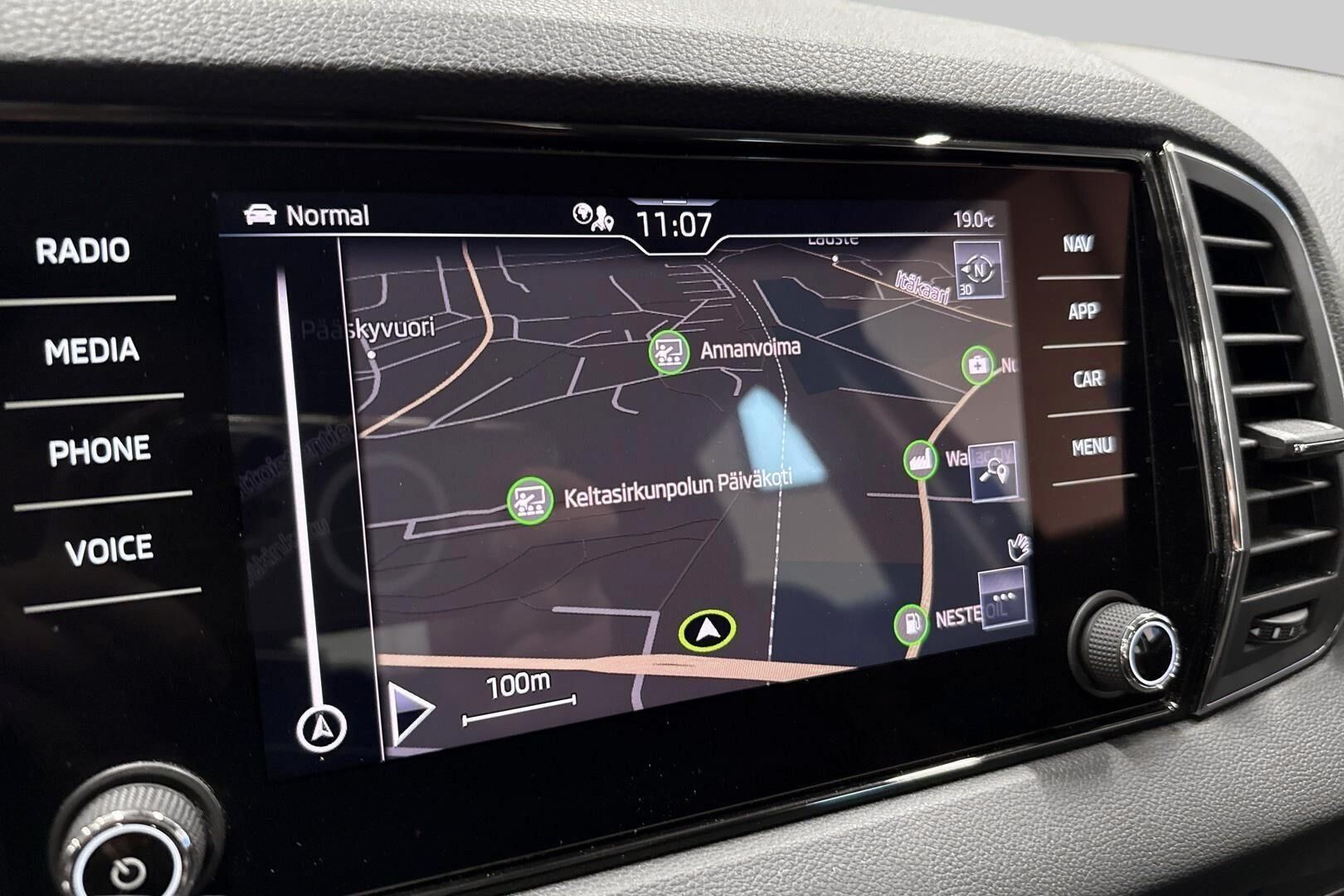 Skoda Karoq iso kuva 21