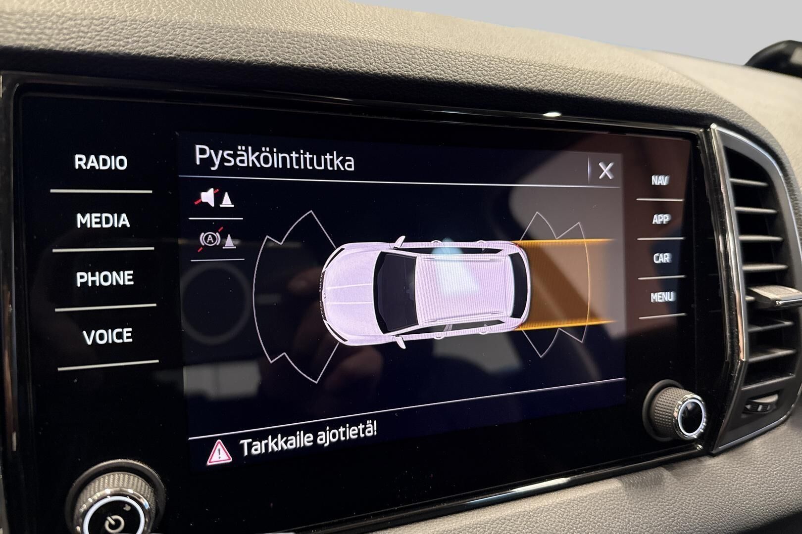 Skoda Karoq iso kuva 22