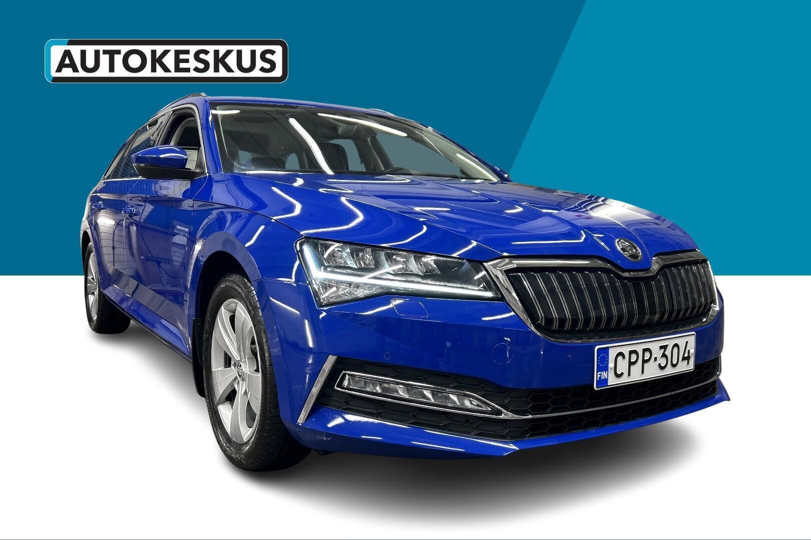 Skoda Superb iso kuva 3
