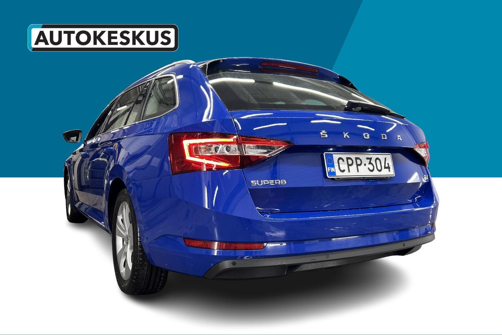 Skoda Superb iso kuva 6