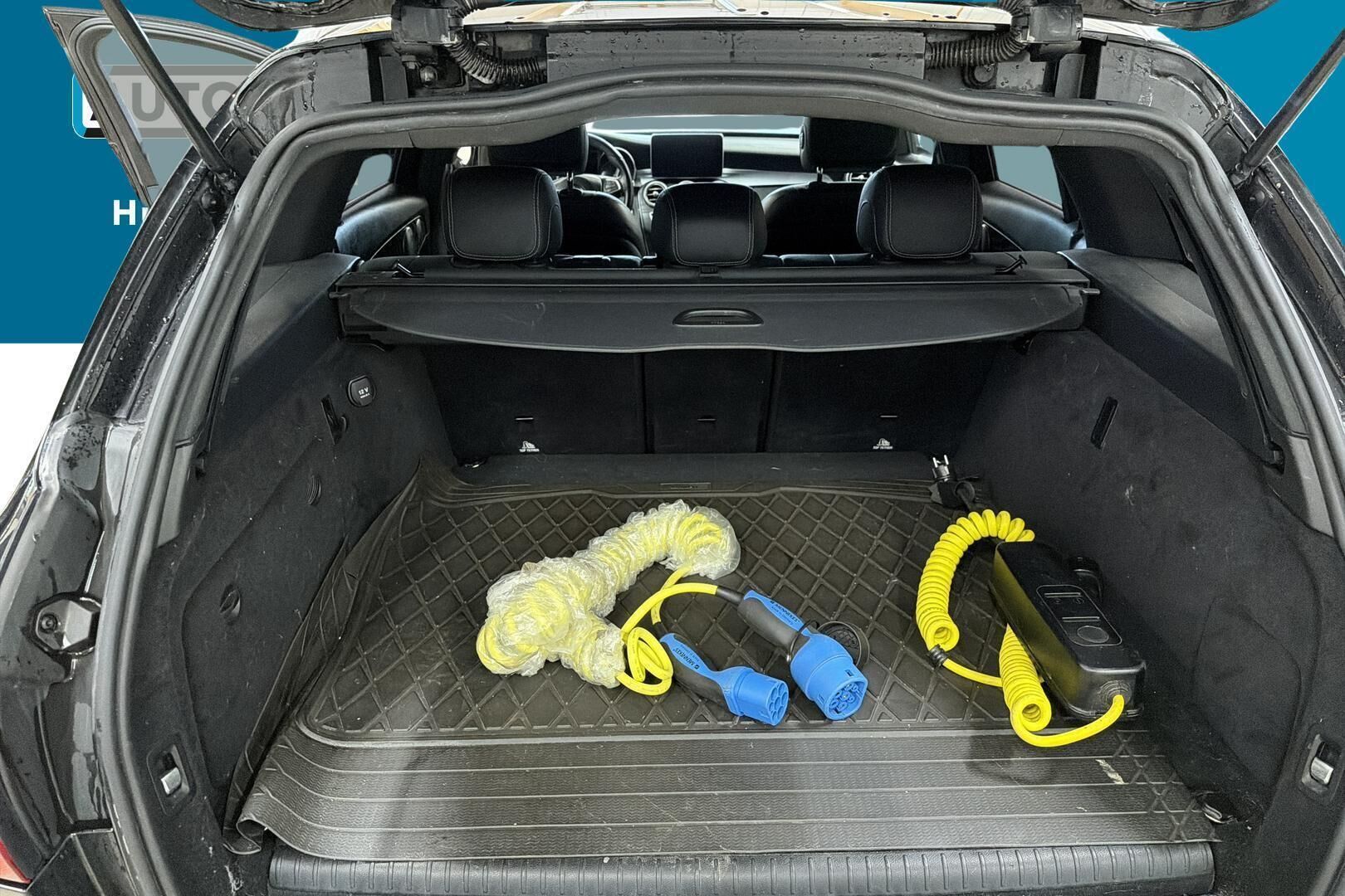 Mercedes-Benz C iso kuva 9