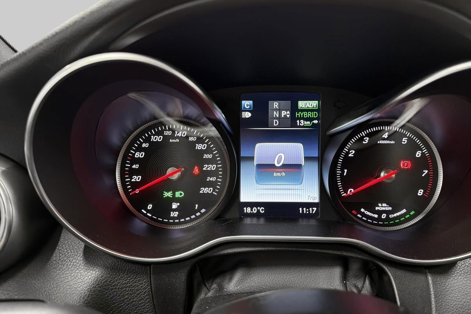 Mercedes-Benz C iso kuva 15