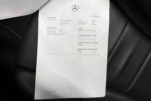 Mercedes-Benz C esikatselu 24