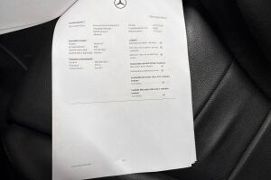 Mercedes-Benz C esikatselu 34