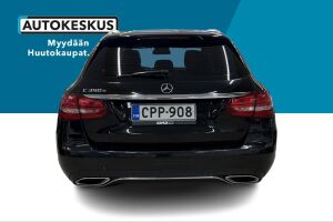 Mercedes-Benz C esikatselu 5