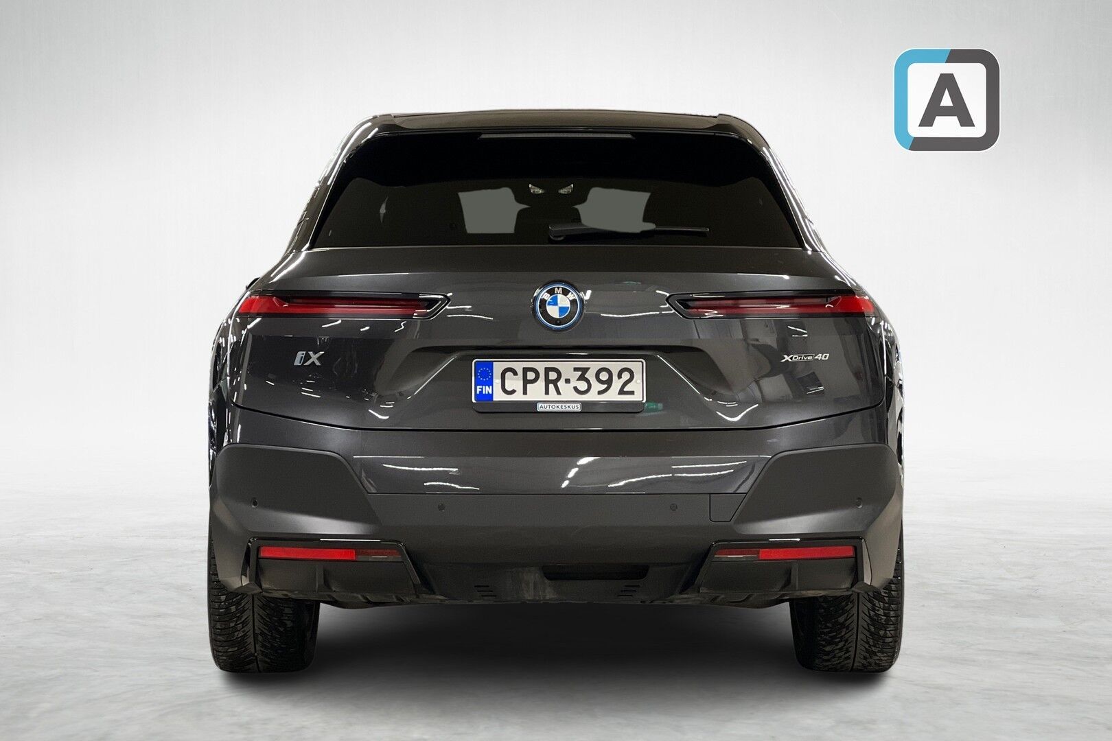 BMW iX iso kuva 2