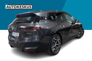 BMW iX esikatselu 4
