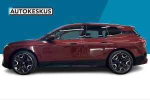 BMW iX esikatselu 8