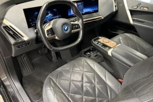 BMW iX esikatselu 9