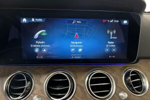 Mercedes-Benz E esikatselu 13