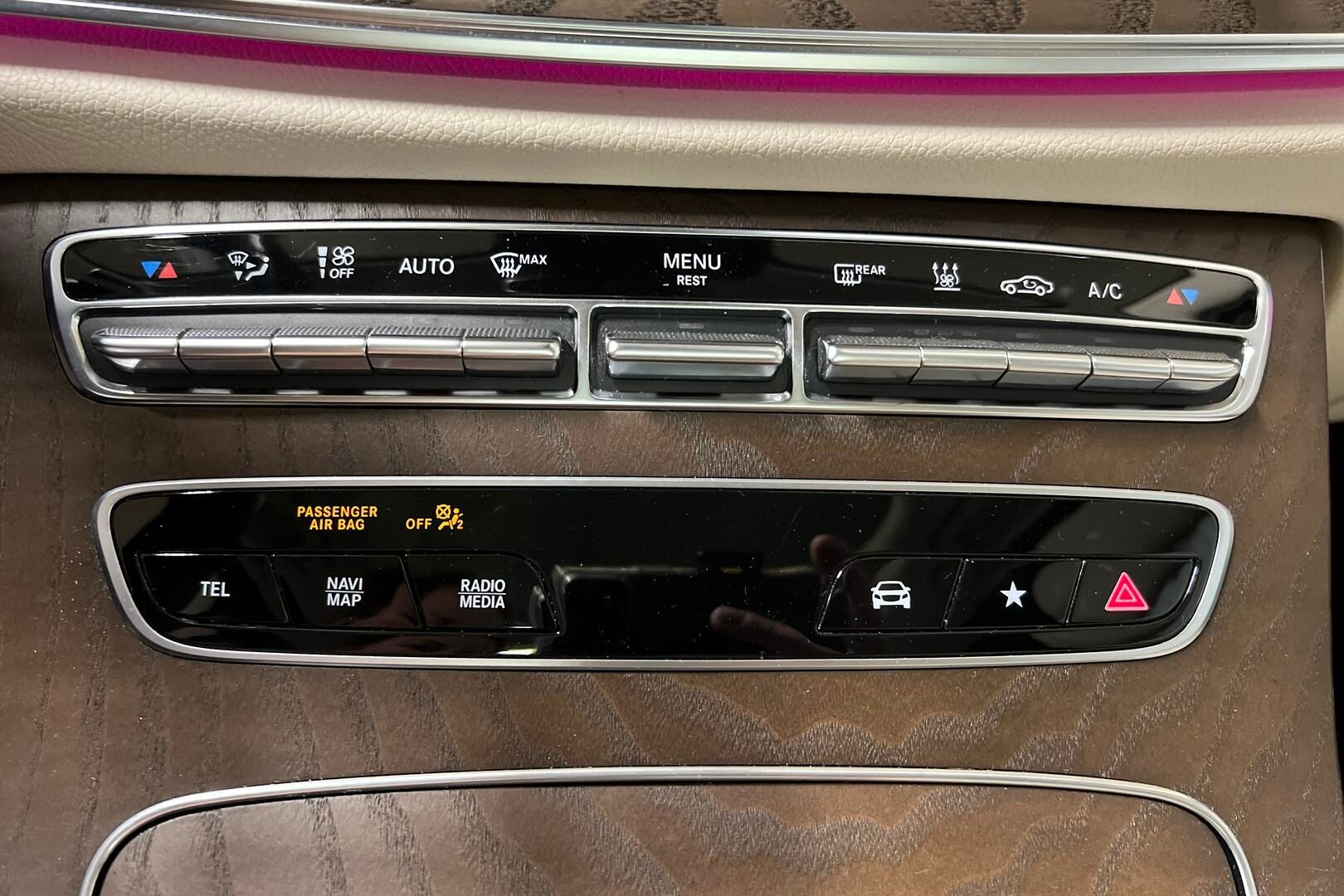 Mercedes-Benz E iso kuva 15