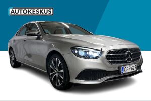 Mercedes-Benz E esikatselu 2