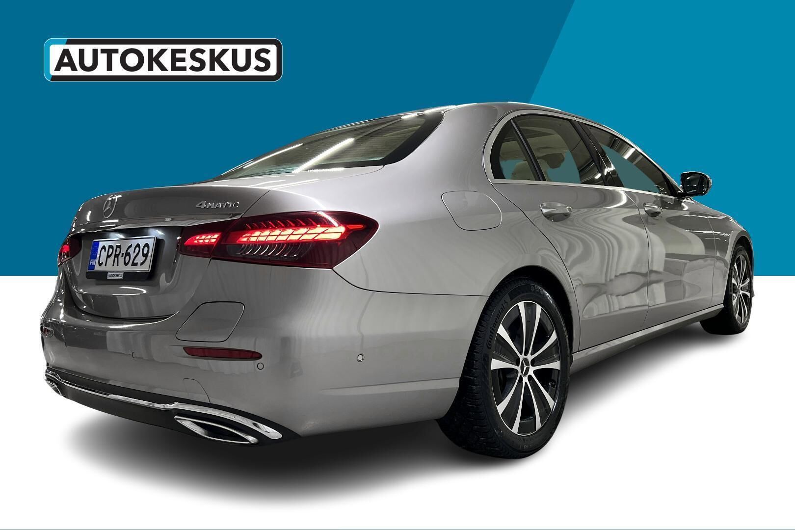 Mercedes-Benz E iso kuva 4