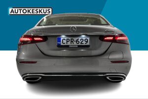 Mercedes-Benz E esikatselu 5