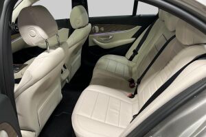 Mercedes-Benz E esikatselu 8