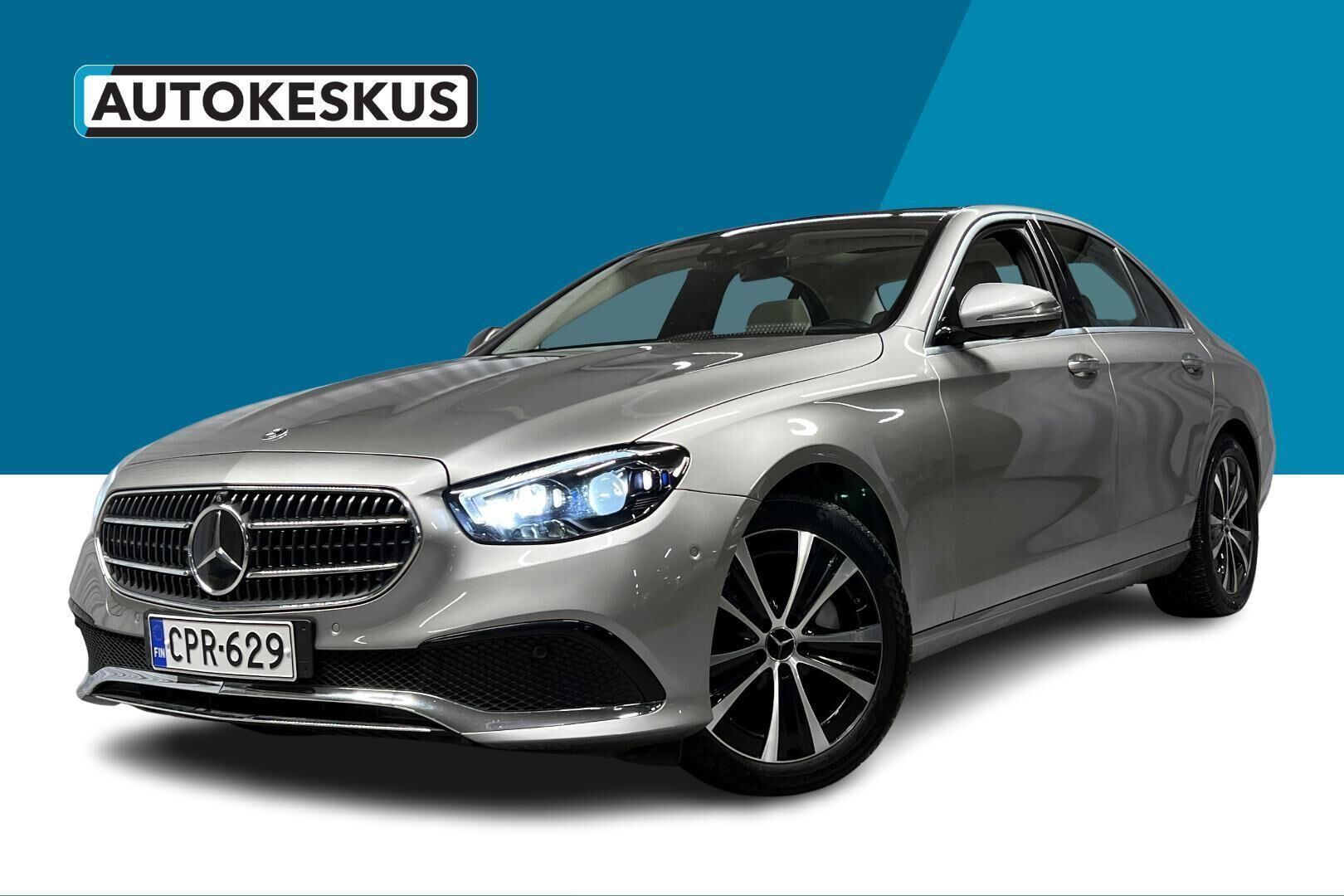 Mercedes-Benz E iso kuva 0