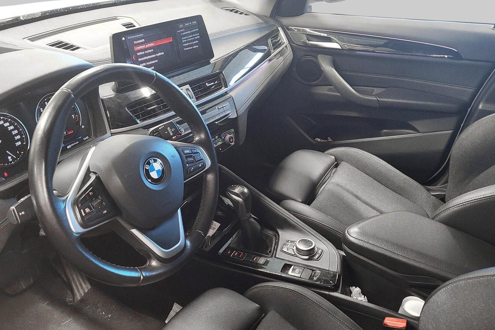 BMW X1 iso kuva 2