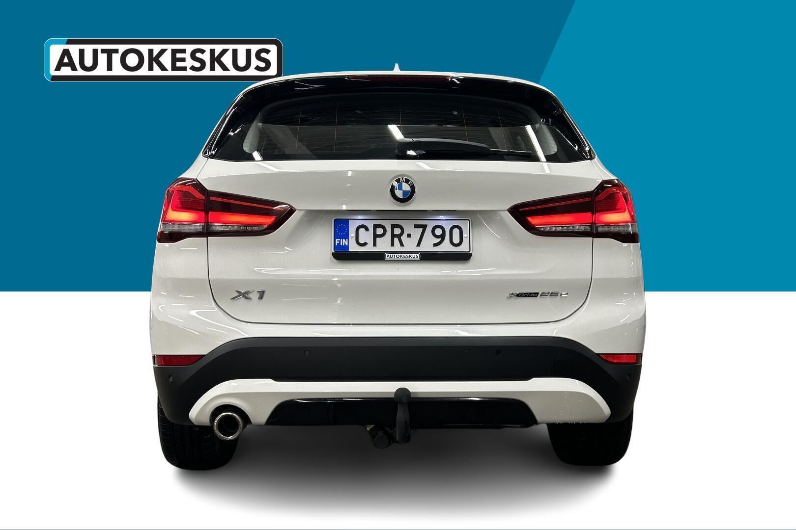 BMW X1 iso kuva 6