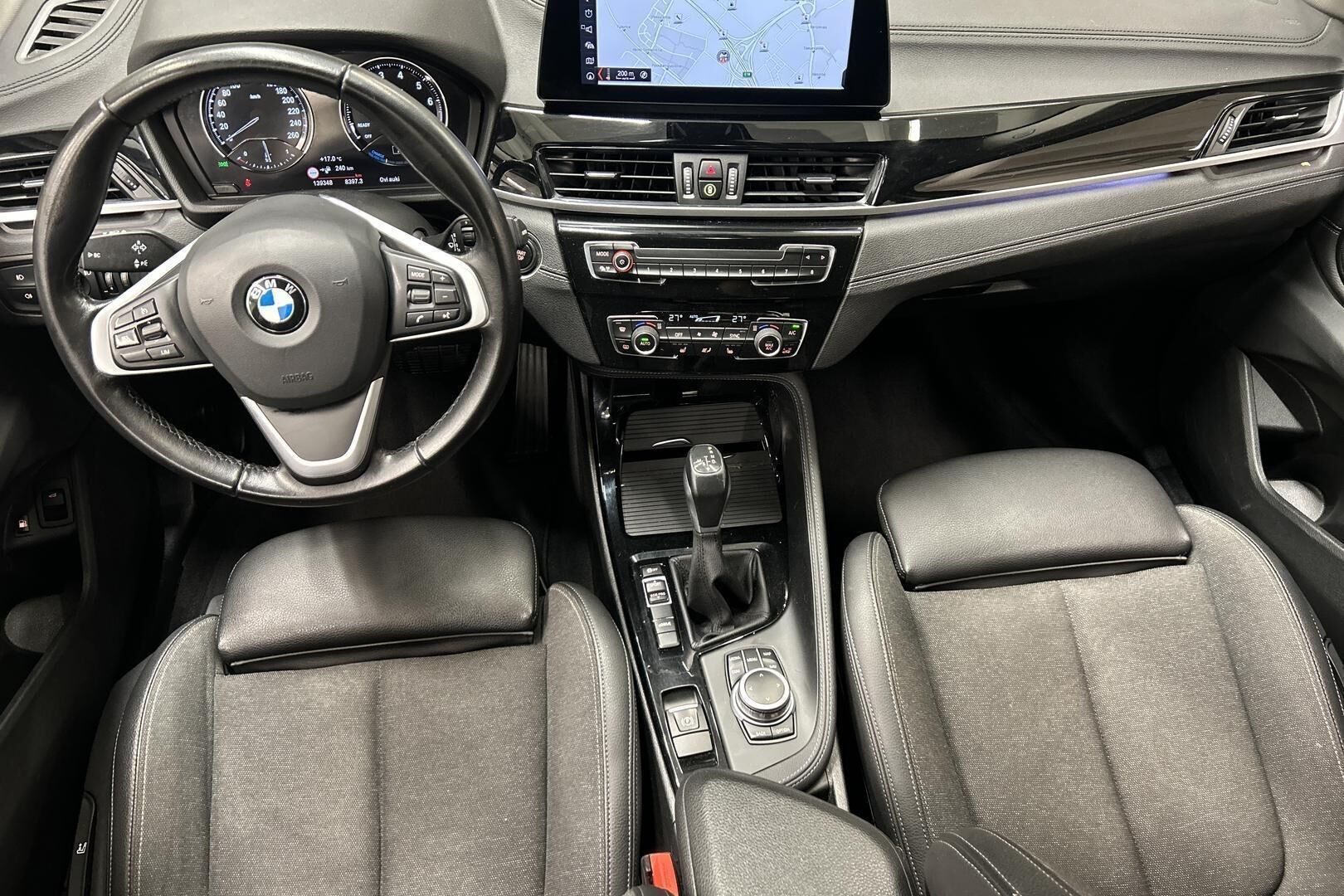 BMW X1 iso kuva 11