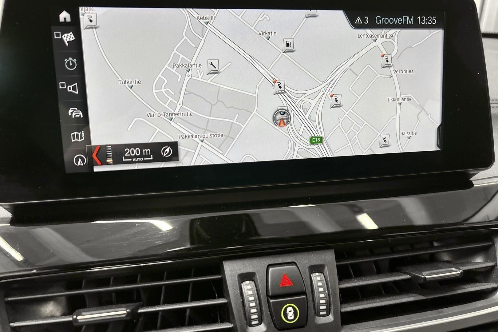 BMW X1 iso kuva 20