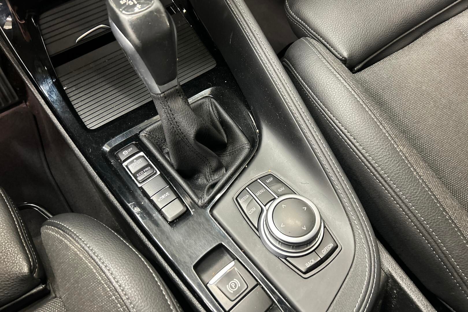 BMW X1 iso kuva 23