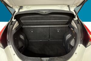 Nissan Leaf esikatselu 12