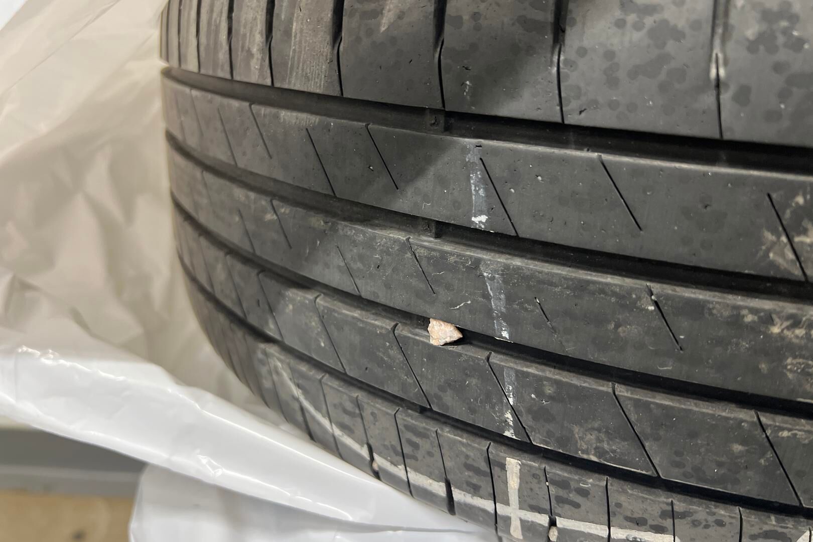 Nissan Leaf iso kuva 14