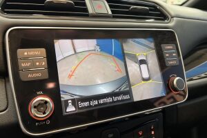 Nissan Leaf esikatselu 21