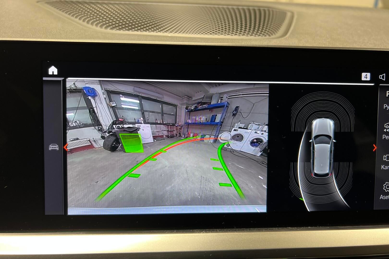 BMW 3-sarja iso kuva 18