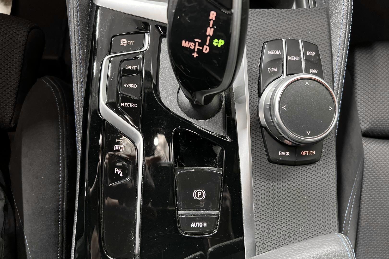 BMW 5-sarja iso kuva 17