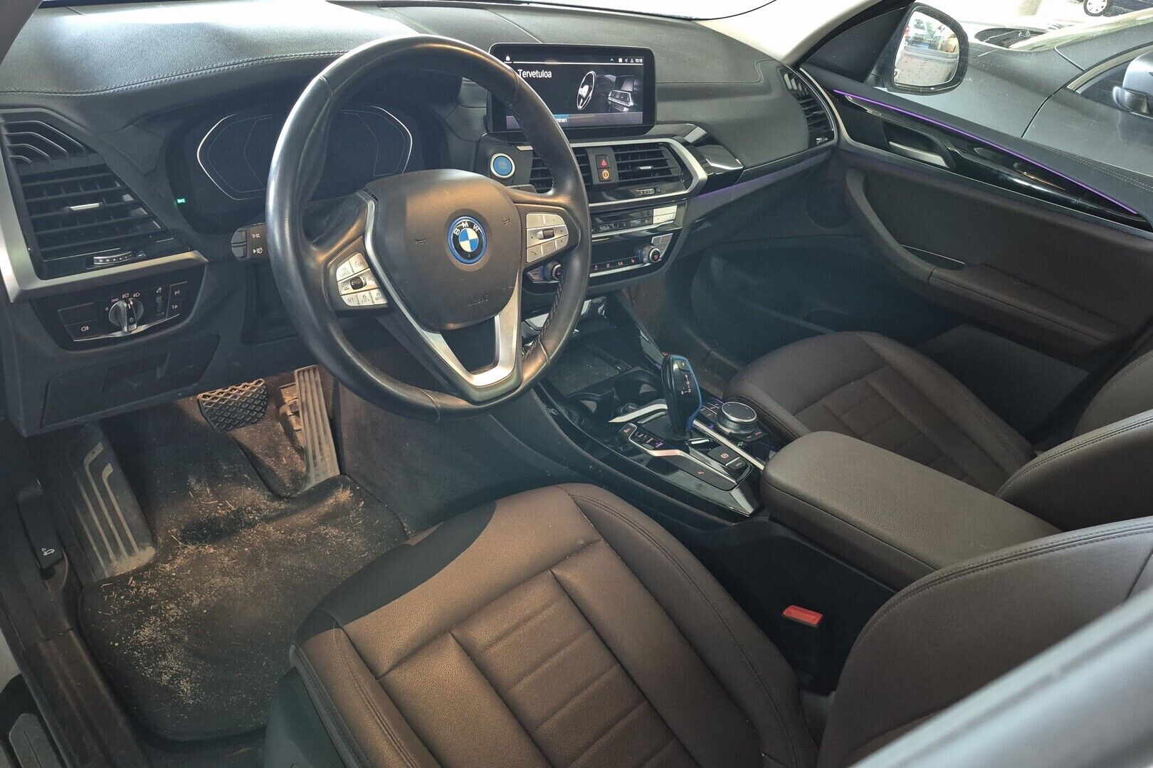 BMW iX3 iso kuva 1