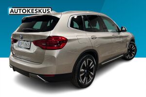 BMW iX3 esikatselu 1
