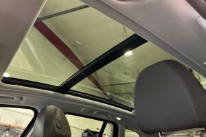 BMW iX3 esikatselu 20