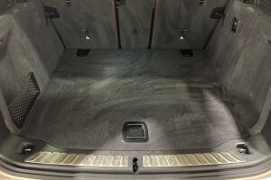 BMW iX3 esikatselu 9