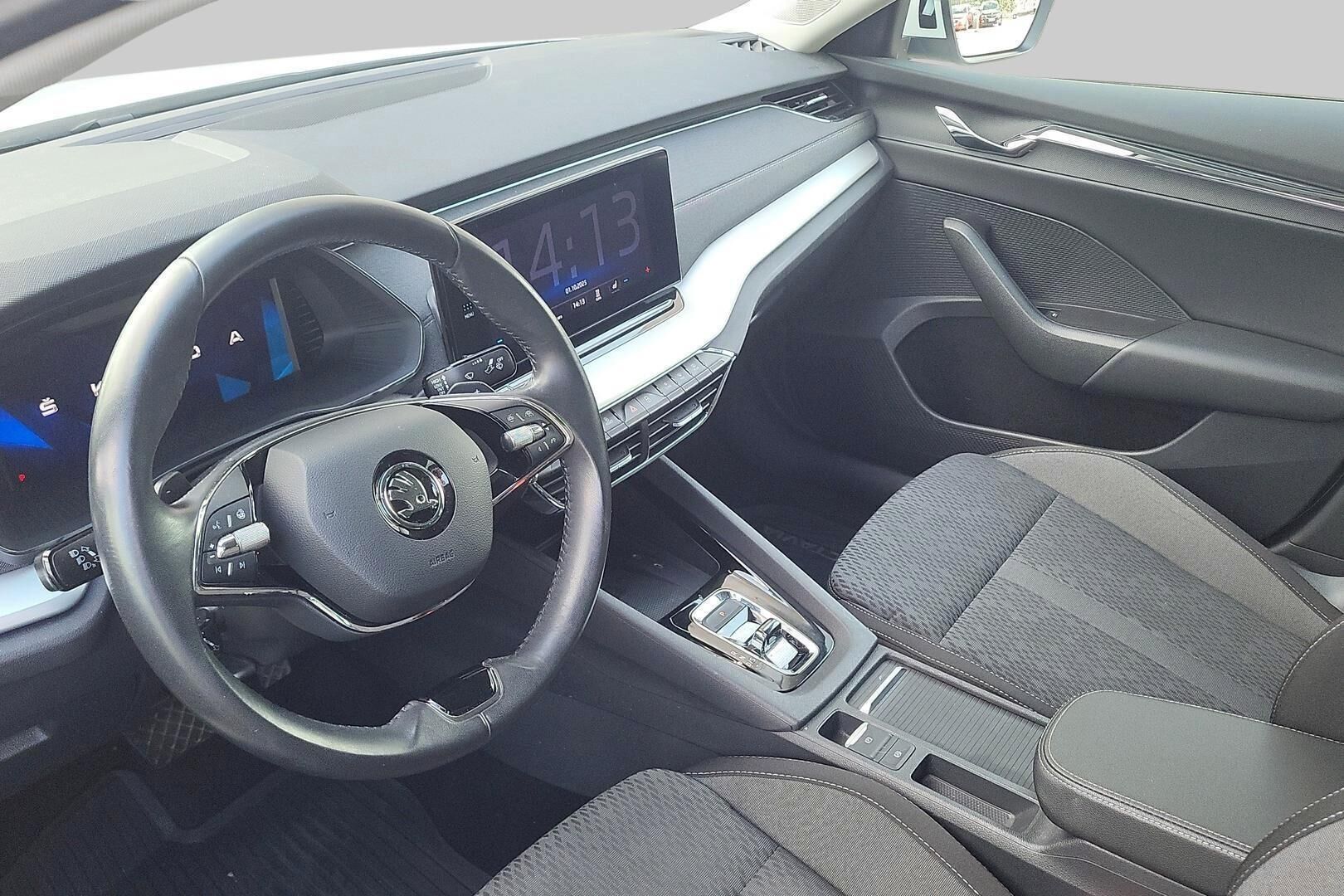 Skoda Octavia iso kuva 1
