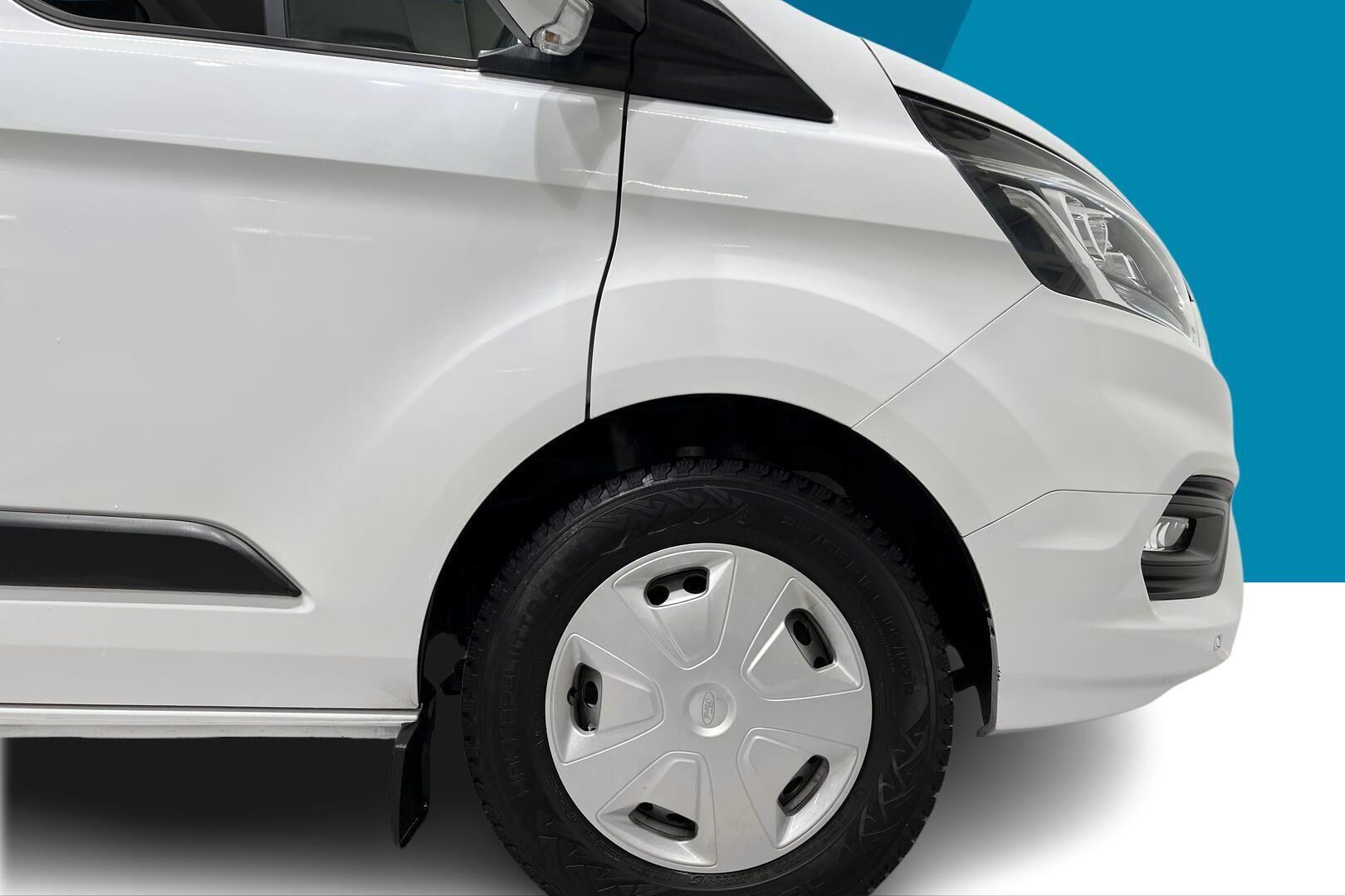 Ford Transit Custom iso kuva 13