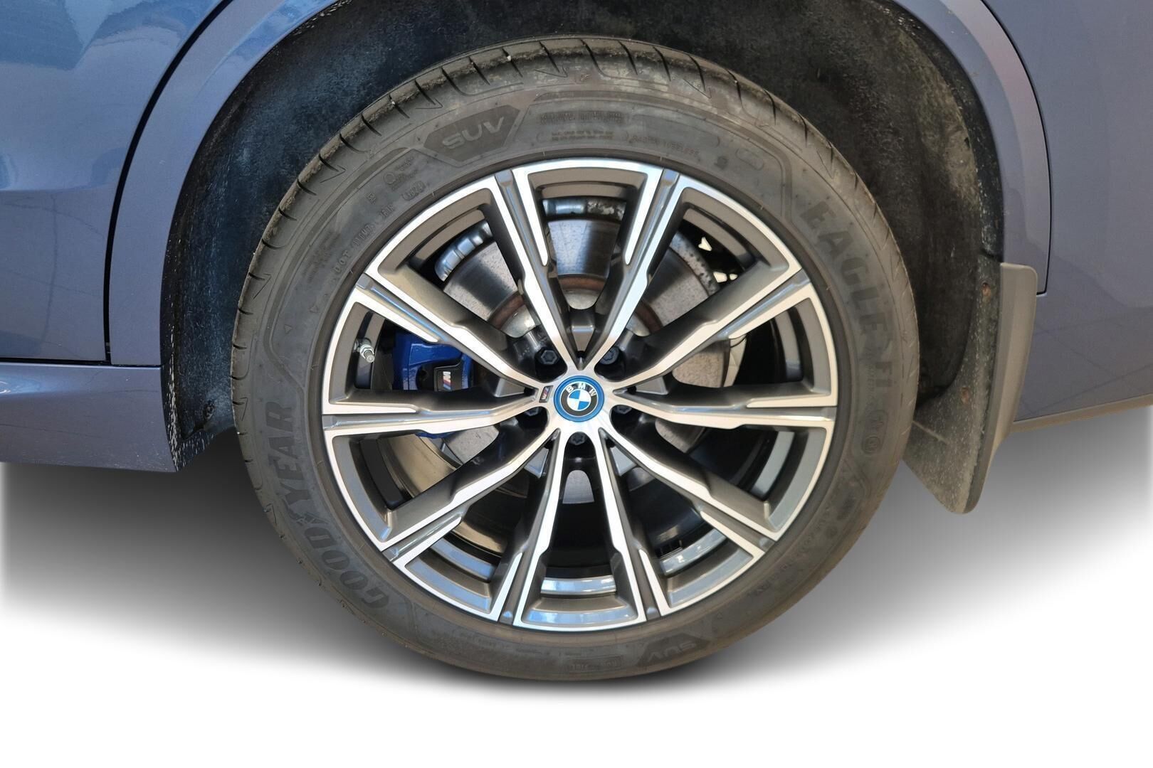 BMW X5 iso kuva 10