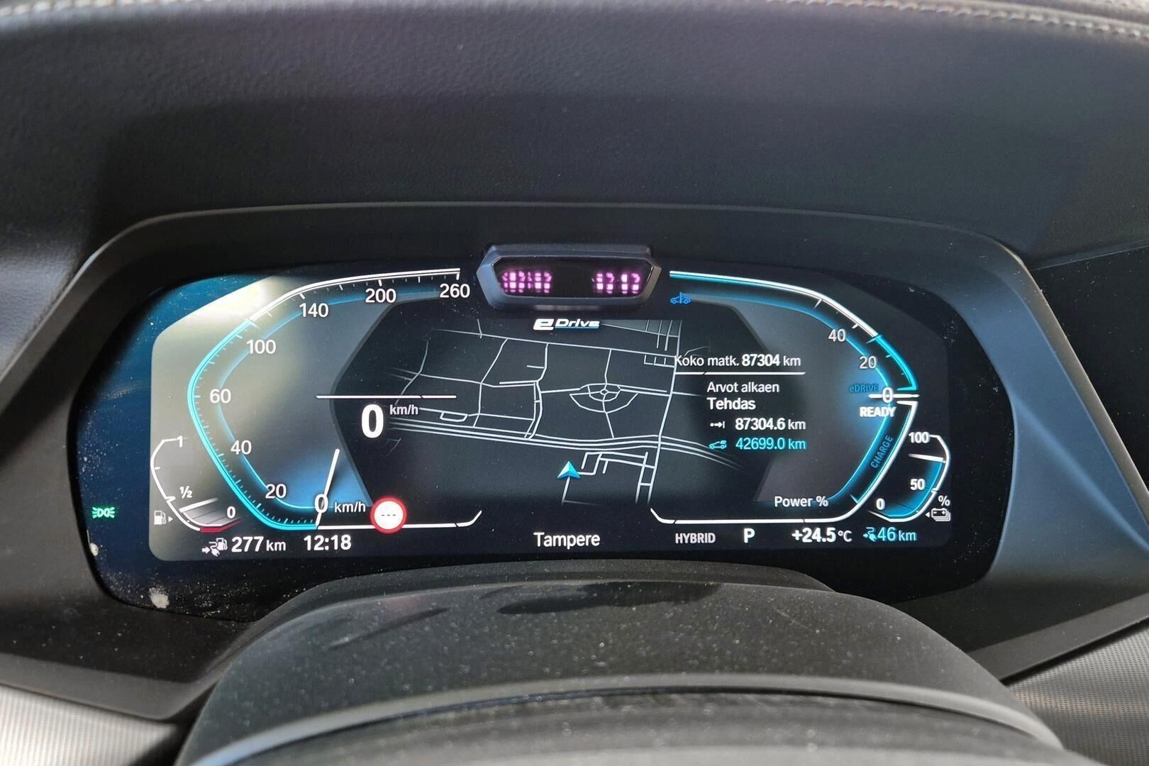 BMW X5 iso kuva 11