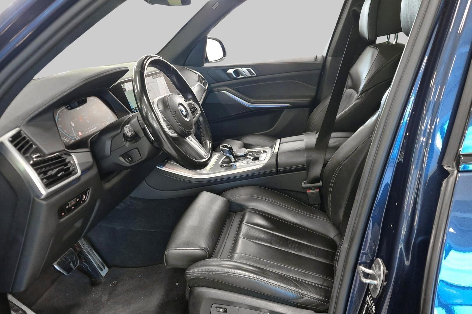 BMW X5 iso kuva 6