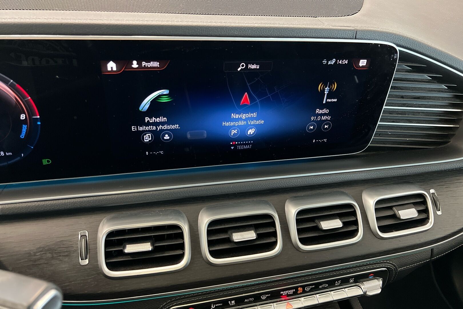 Mercedes-Benz GLE iso kuva 12