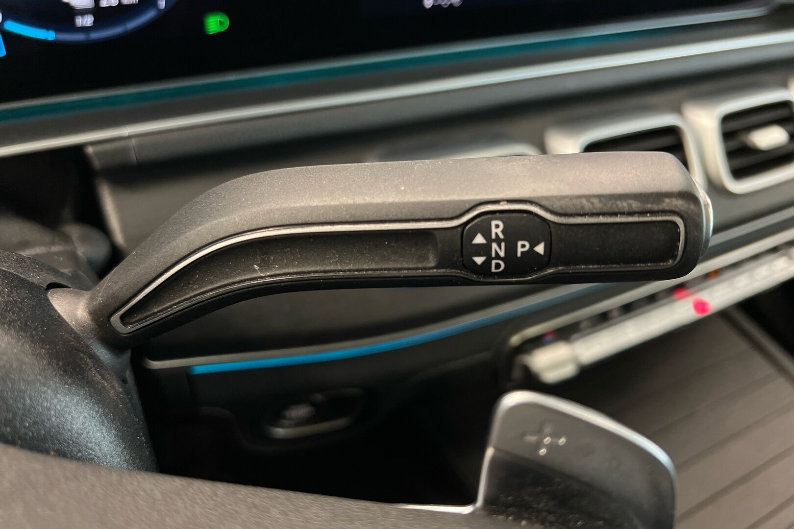 Mercedes-Benz GLE iso kuva 13