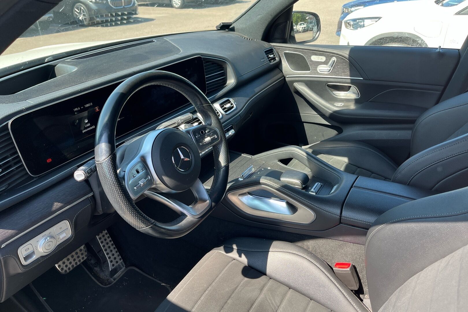 Mercedes-Benz GLE iso kuva 2