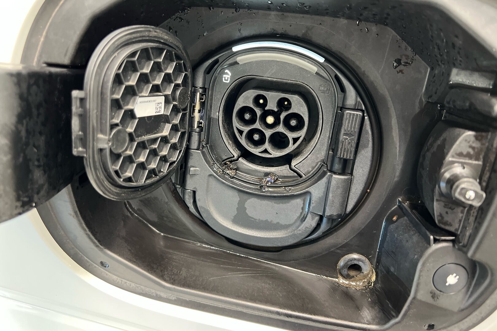 Mercedes-Benz GLE iso kuva 23