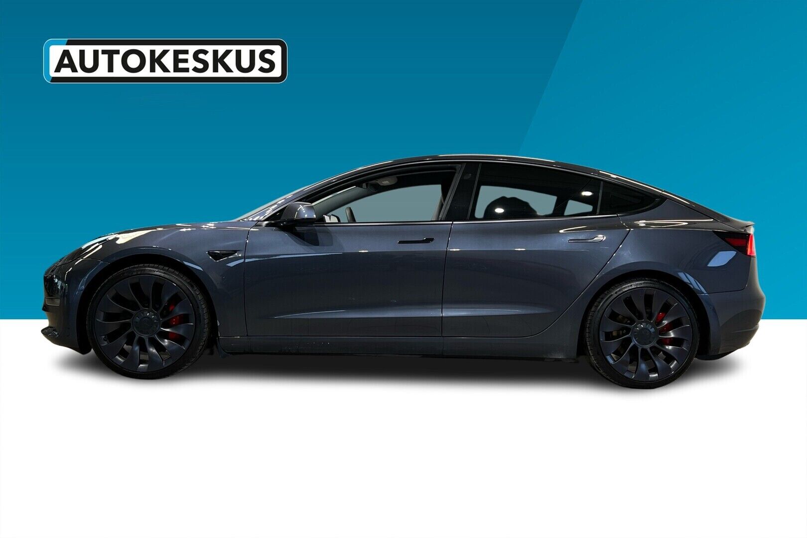 TESLA MODEL 3 iso kuva 4