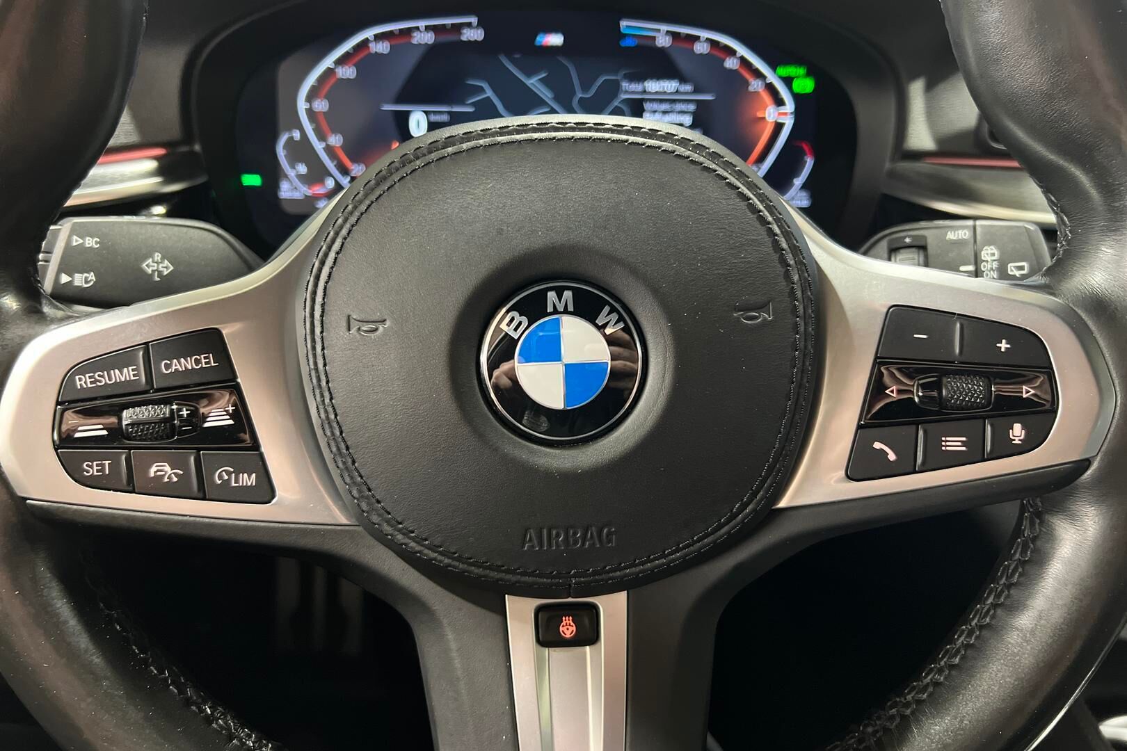 BMW 5-SARJA iso kuva 16