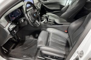 BMW 5-SARJA esikatselu 9