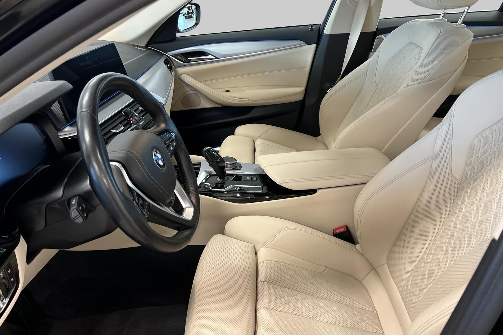 BMW 5-sarja iso kuva 8