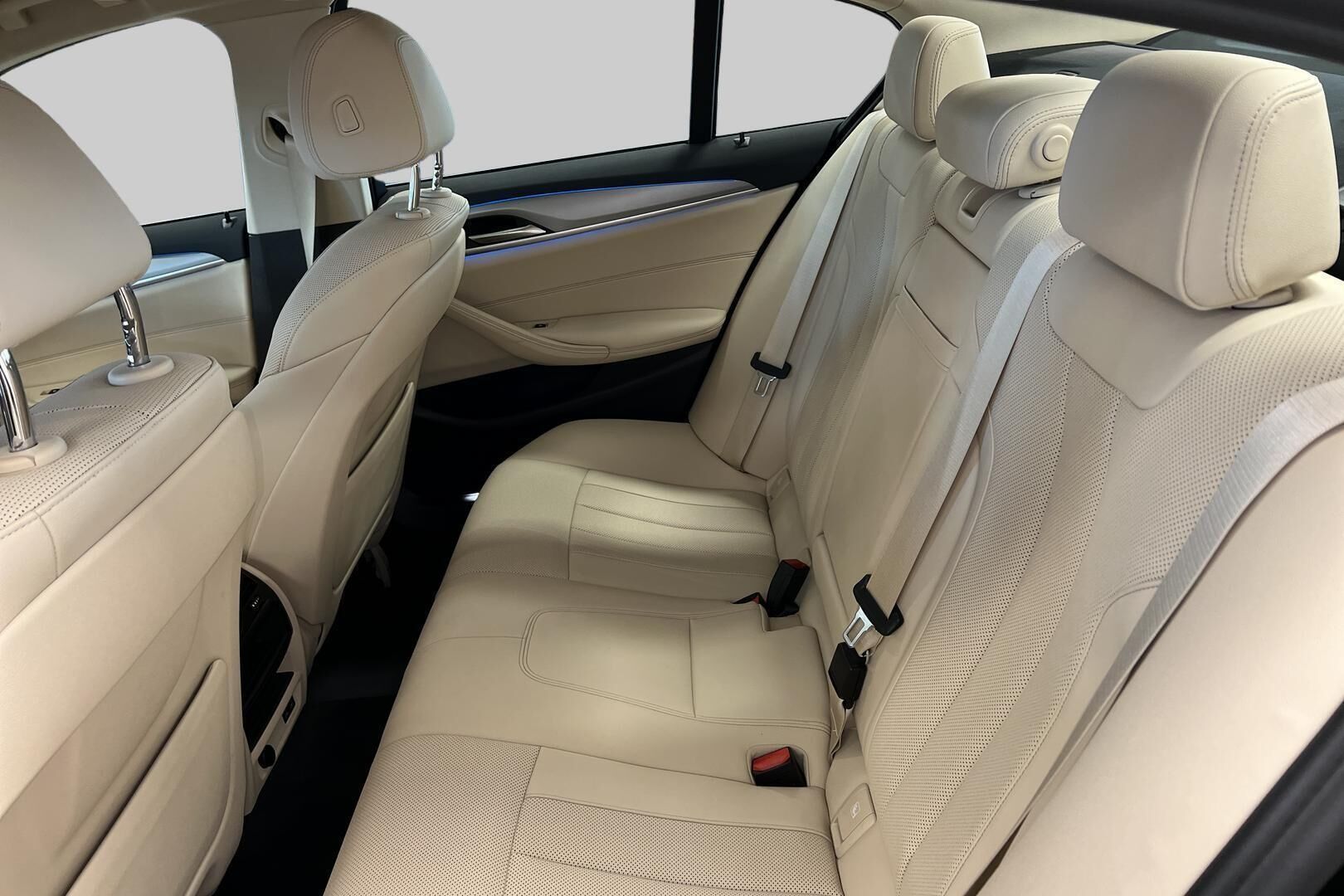 BMW 5-sarja iso kuva 9